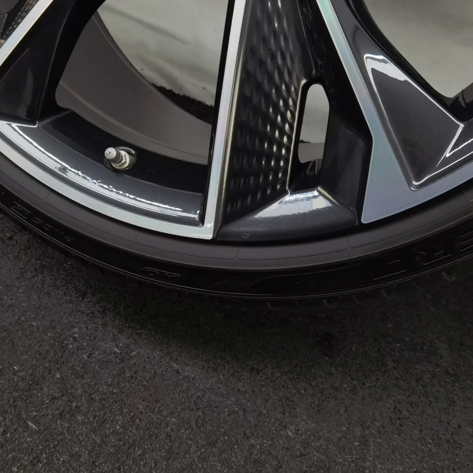 22 Zoll Audi 5-V-Speichen-Struktur Anthrazit glänzend, glanzgedreht Sommerräder / Pirelli P-Zero PZ4 (AO) PNCS 285/30 R22 – Bild 12