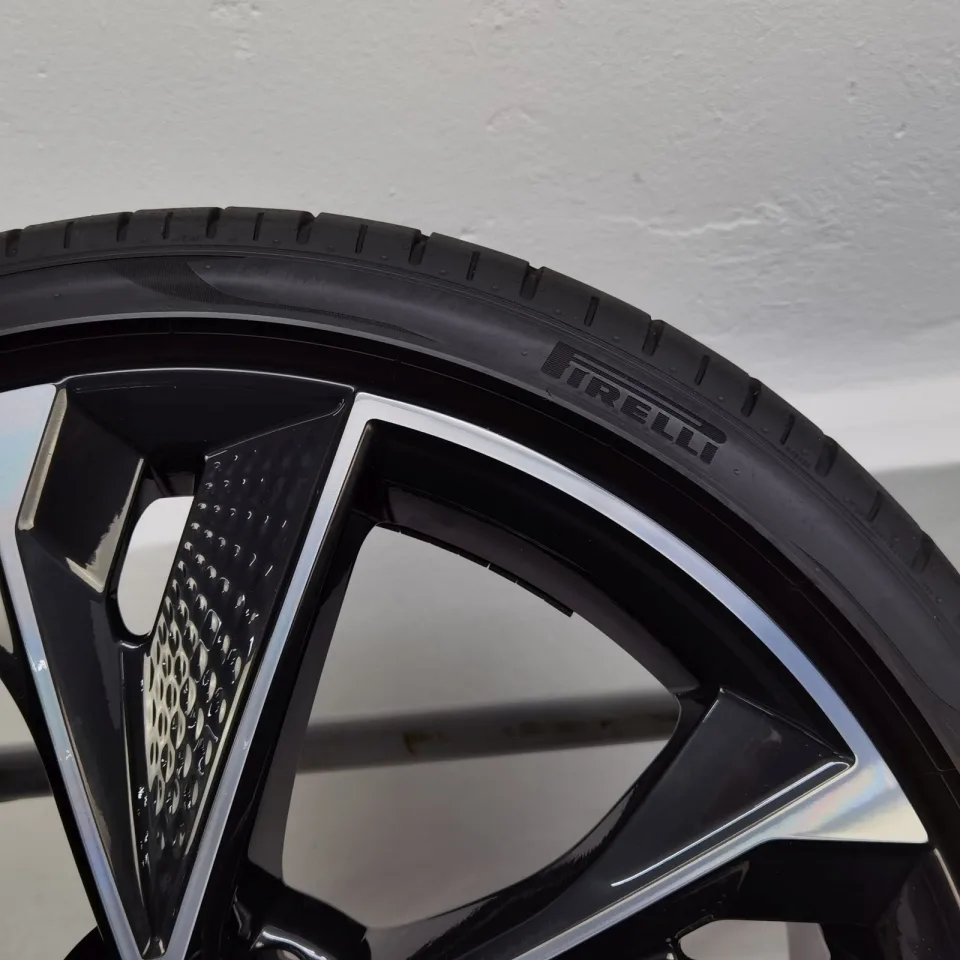 22 Zoll Audi 5-V-Speichen-Struktur Anthrazit glänzend, glanzgedreht Sommerräder / Pirelli P-Zero PZ4 (AO) PNCS 285/30 R22 – Bild 6