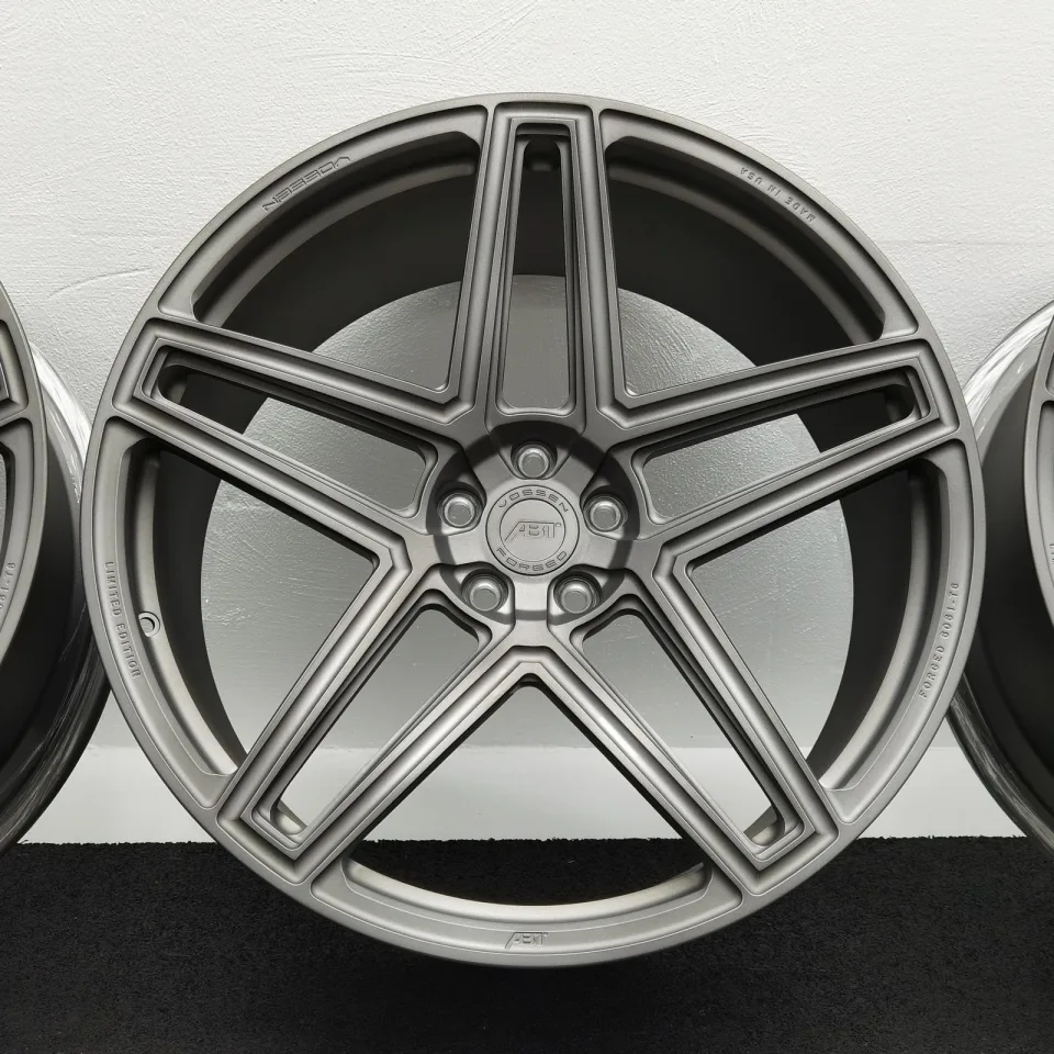 22 Zoll VOSSEN 5-Doppelspeichen Stealth grey, gebürstet Alufelgen – Bild 7