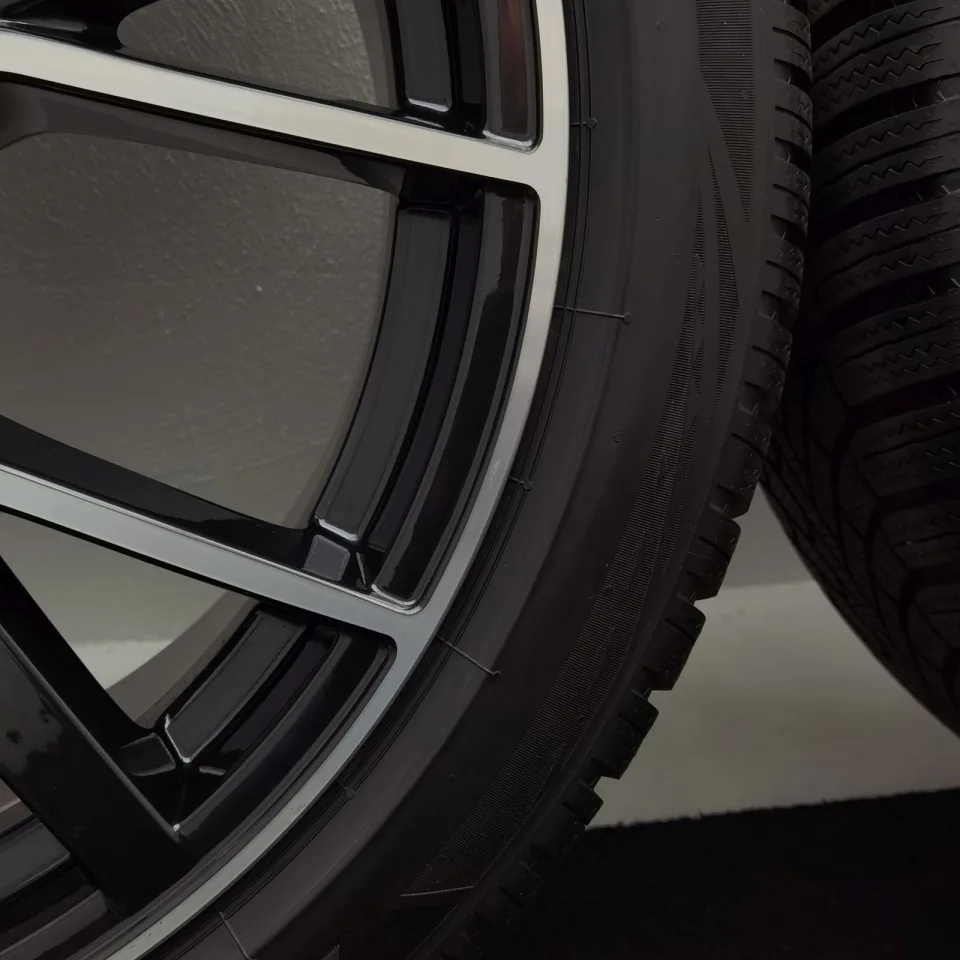 22 Zoll Audi 5-V-Speichen-Stern Anthrazit glänzend, glanzgedreht Winterräder / Bridgestone Blizzak 6 285/40 R22 – Bild 5