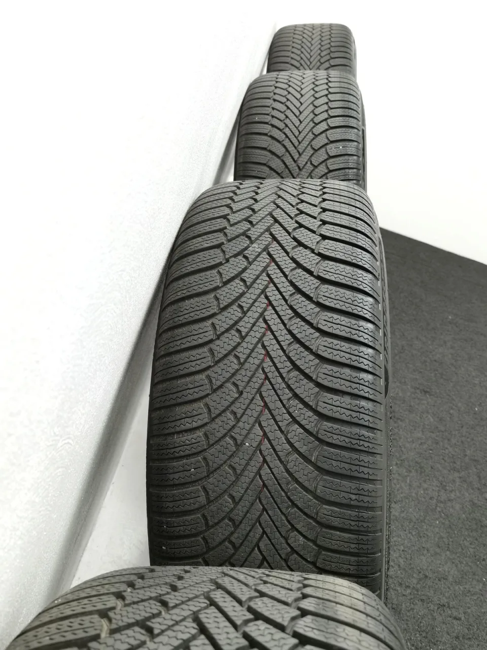 22 Zoll Audi 5-V-Speichen-Stern Anthrazit glänzend, glanzgedreht Winterräder / Bridgestone Blizzak 6 285/40 R22 – Bild 2
