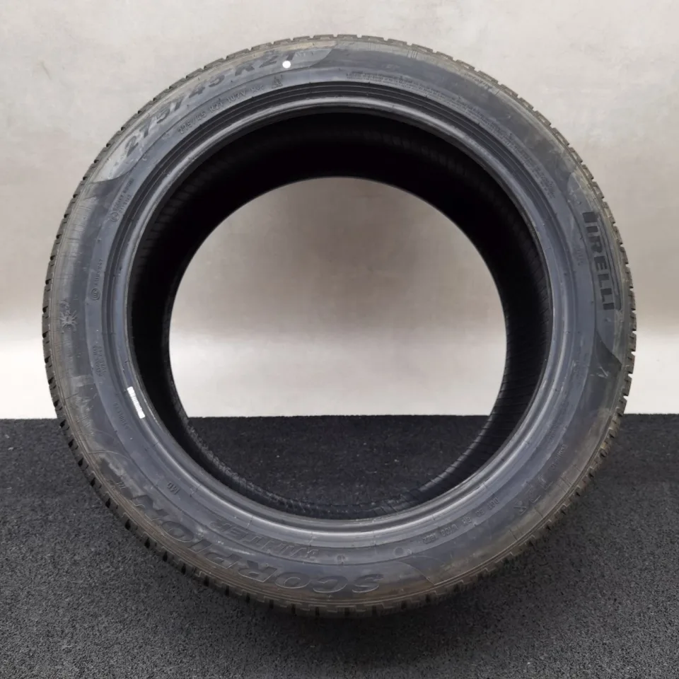 Pirelli Scorpion Winter MO 275/45 R21 Winterreifen – Bild 2