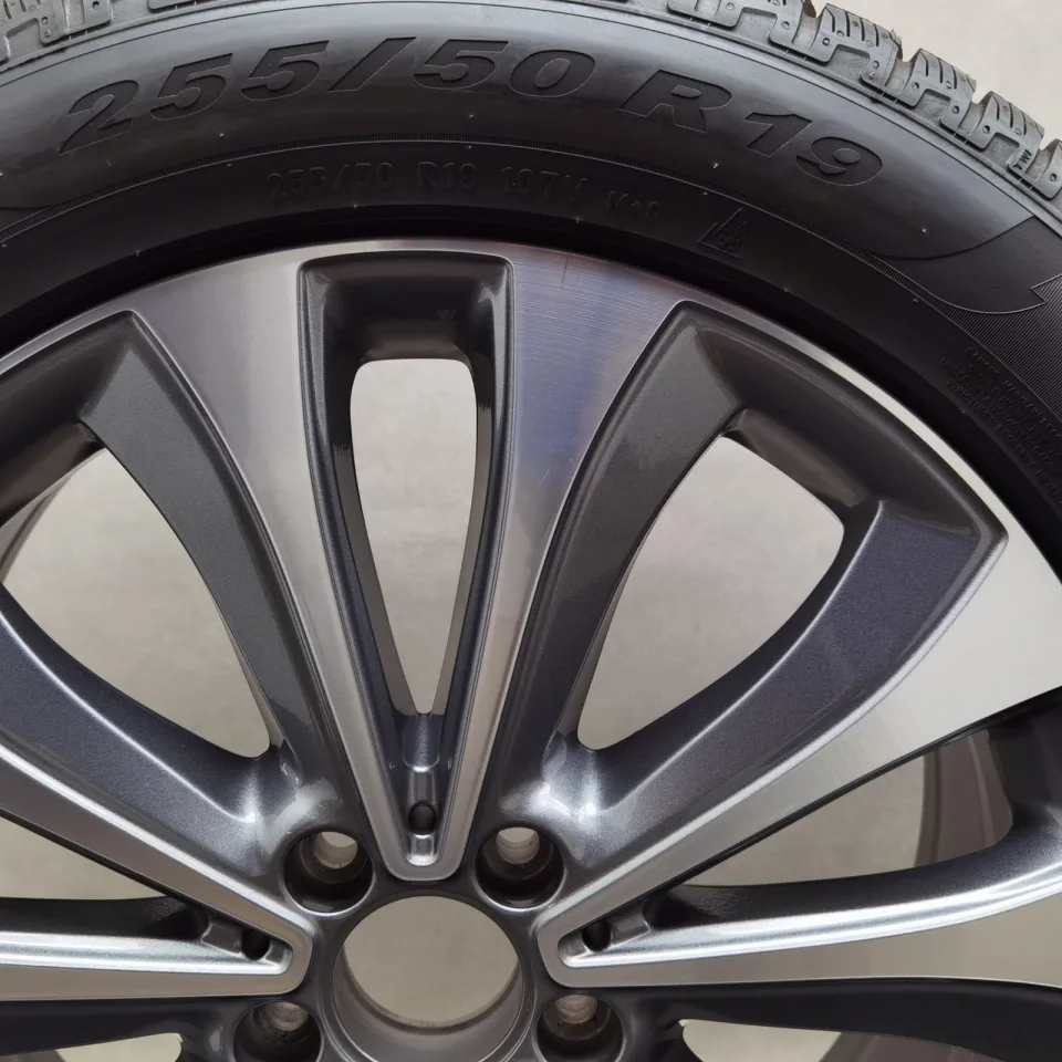 19 Zoll Mercedes-Benz 5-Doppelspeichen Grau glänzend, glanzgedreht Winterräder / Pirelli Scorpion Winter N0 255/50 R19 – Bild 4