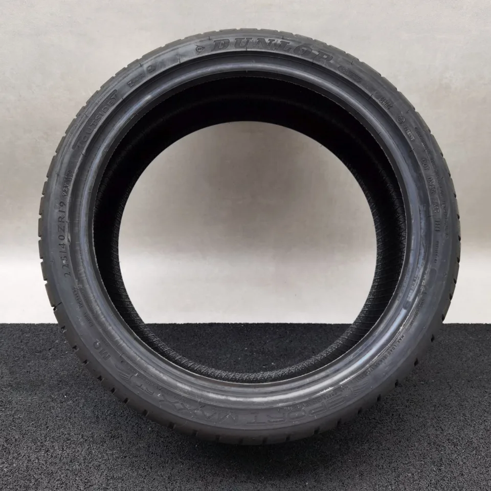 Dunlop Sport Maxx RT MO 225/40 R19 Sommerreifen – Bild 3