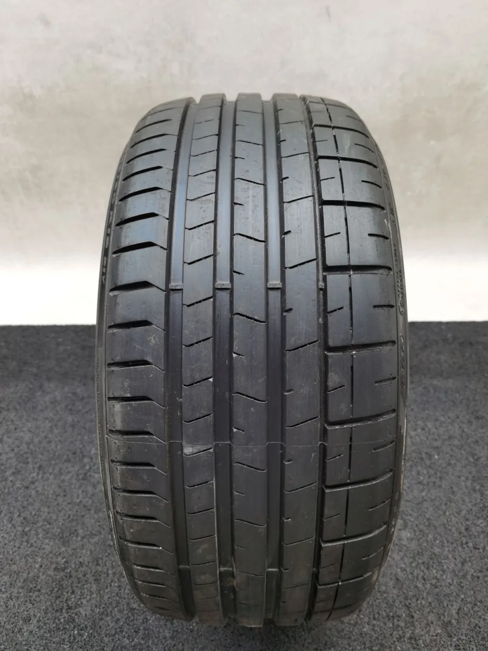 Pirelli P Zero (PZ4) Sport R02 235/35 R19 Sommerreifen – Bild 2
