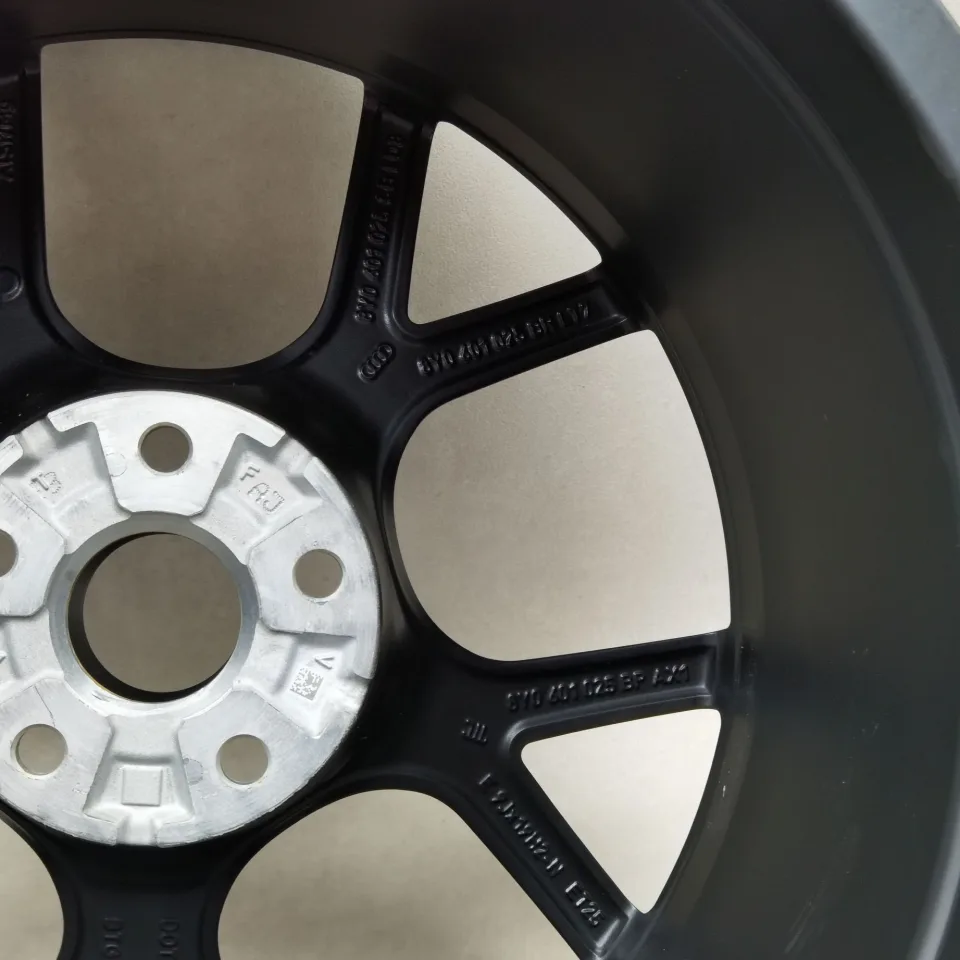 19 Zoll Audi 5-Y-Speichen Schwarz matt Alufelge – Bild 4