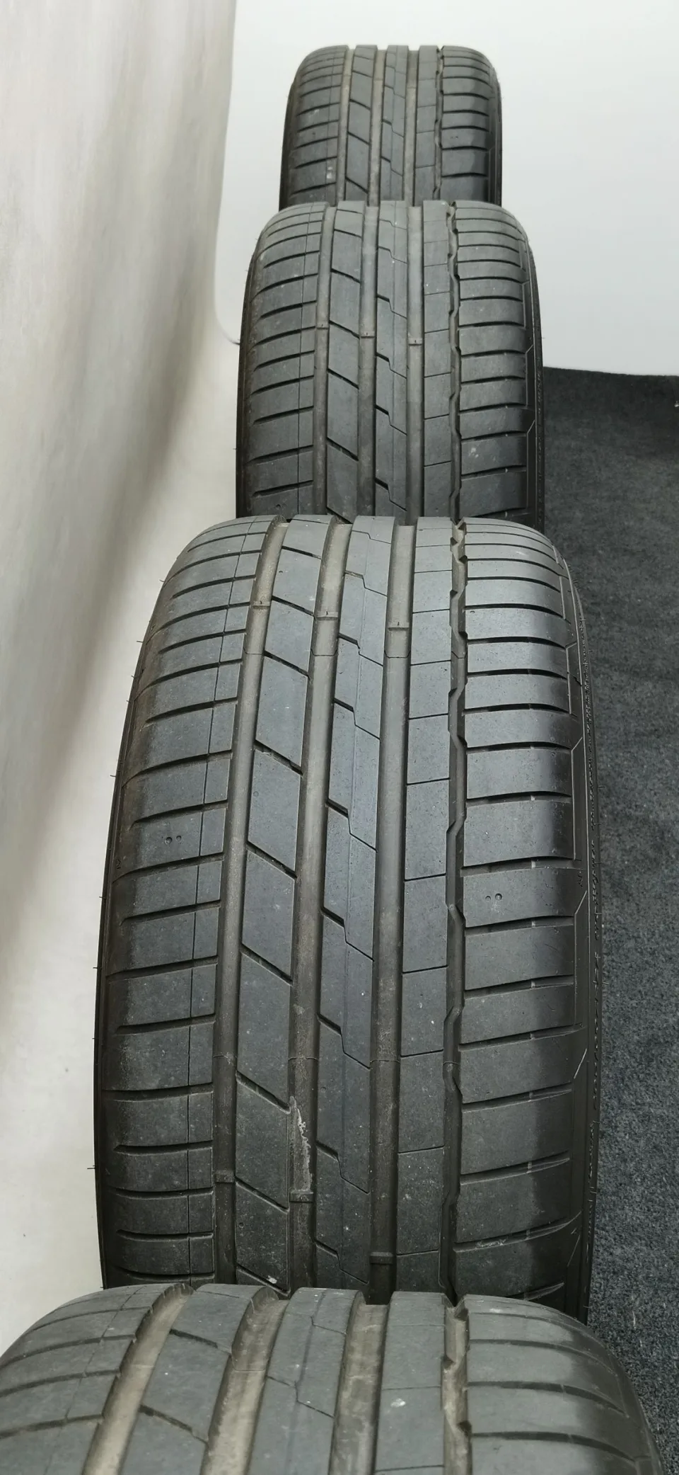 22 Zoll Audi 5-V-Speichen-Trapez Titan matt, glanzgedreht Sommerräder / Hankook Ventus S1 evo3 (soundabsorber) (AO) 285/30 R22 – Bild 2
