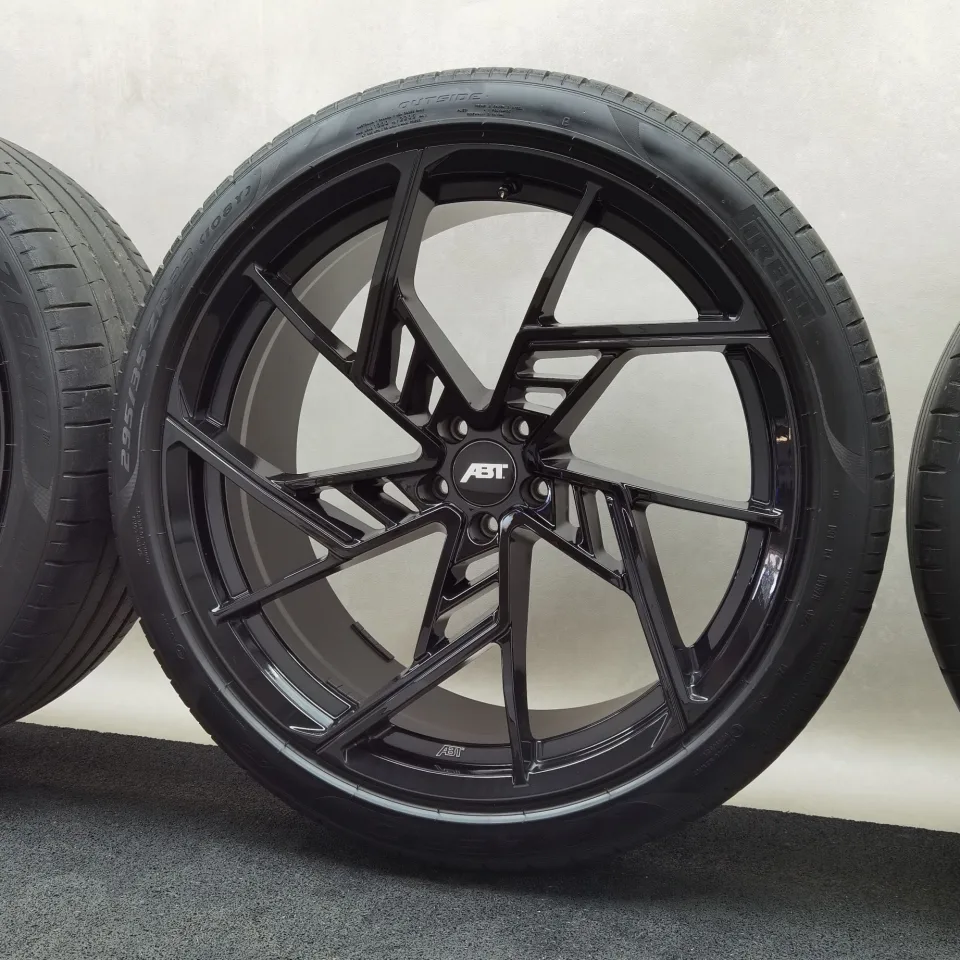 23 Zoll ABT Sportsline IR23 Glossy black Sommerräder / Pirelli P-Zero (PZ4) AO 295/35 R23 – Bild 8