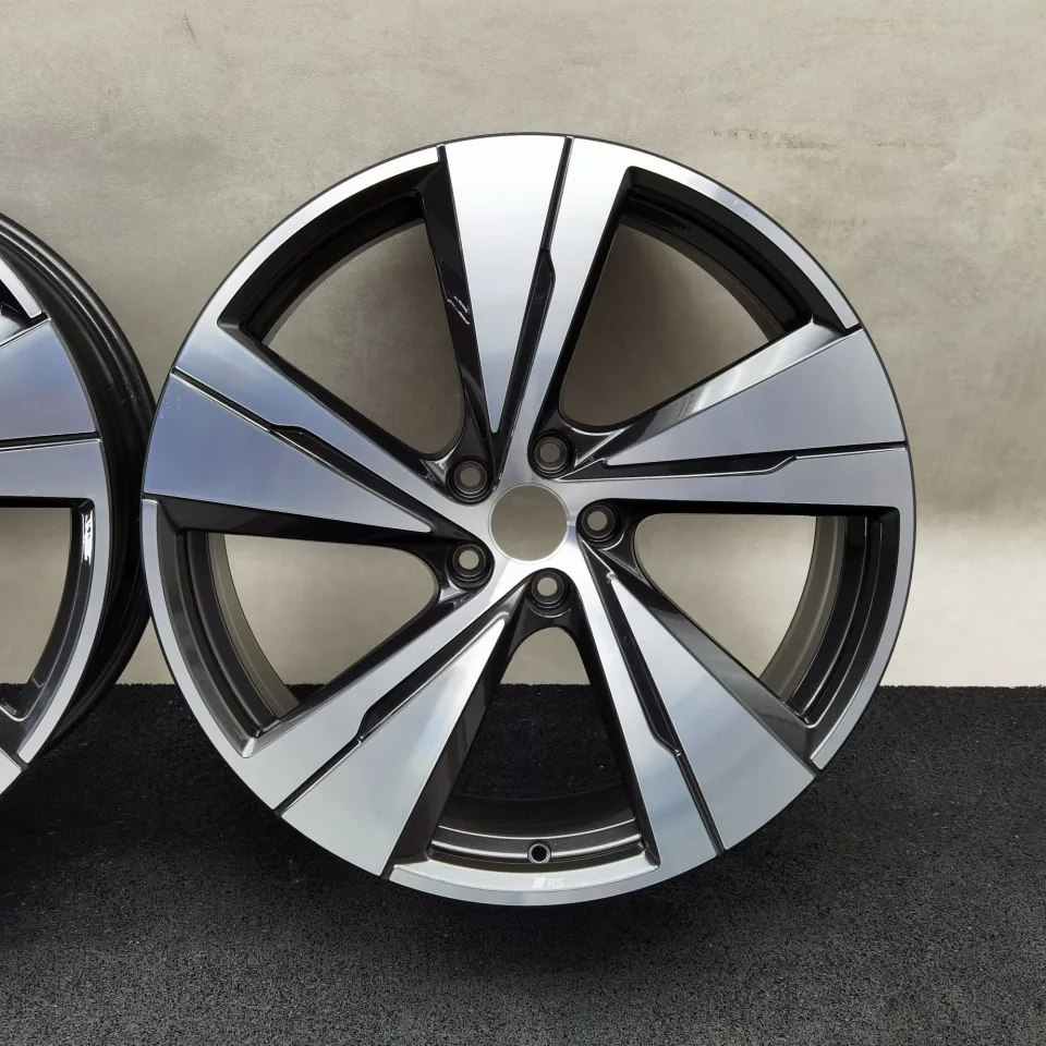 21 Zoll Audi 5-Arm-Split Schwarz metallic, glanzgedreht Alufelgen – Bild 12