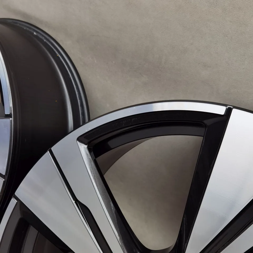 21 Zoll Audi 5-Arm-Split Schwarz metallic, glanzgedreht Alufelgen – Bild 7