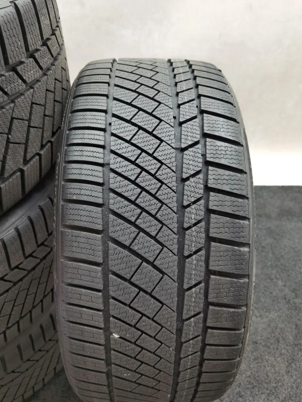 Continental ContiWinterContact TS 830 P 245/30 R20 Winterreifen – Bild 3