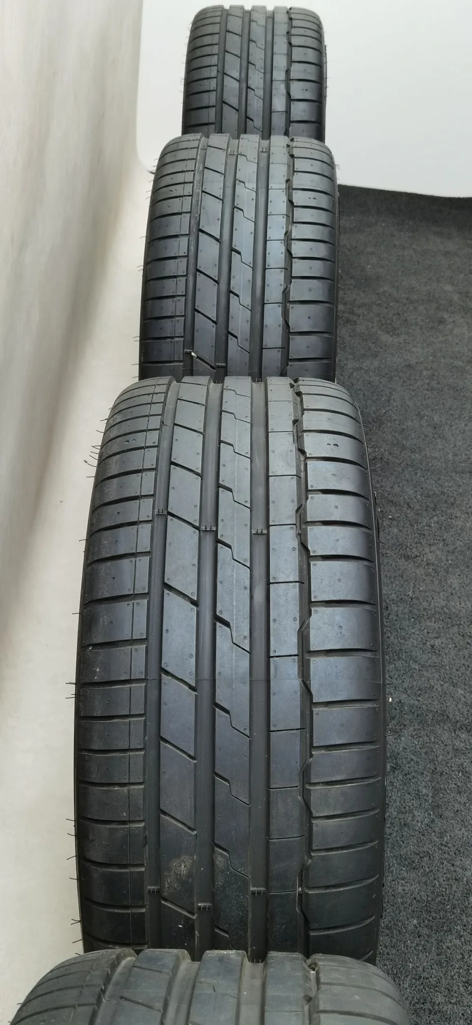 20 Zoll ABT Sportsline Prime Glossy black Sommerräder / Hankook Ventus S1 evo3 (K127) 235/30 R20 – Bild 2