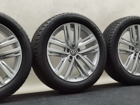 19 Zoll Volkswagen Auckland Silber Winterräder / Pirelli Winter 210 Sottozero Serie 2 (AO) 235/50 R19