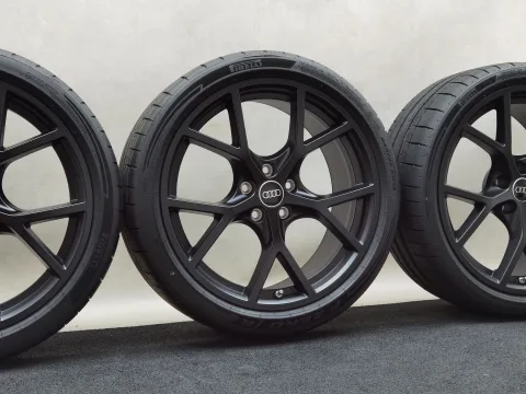 19 Zoll Audi 5-Y-Speichen Schwarz matt Sommerräder / Pirelli P-Zero R (R1) 265/30 R19