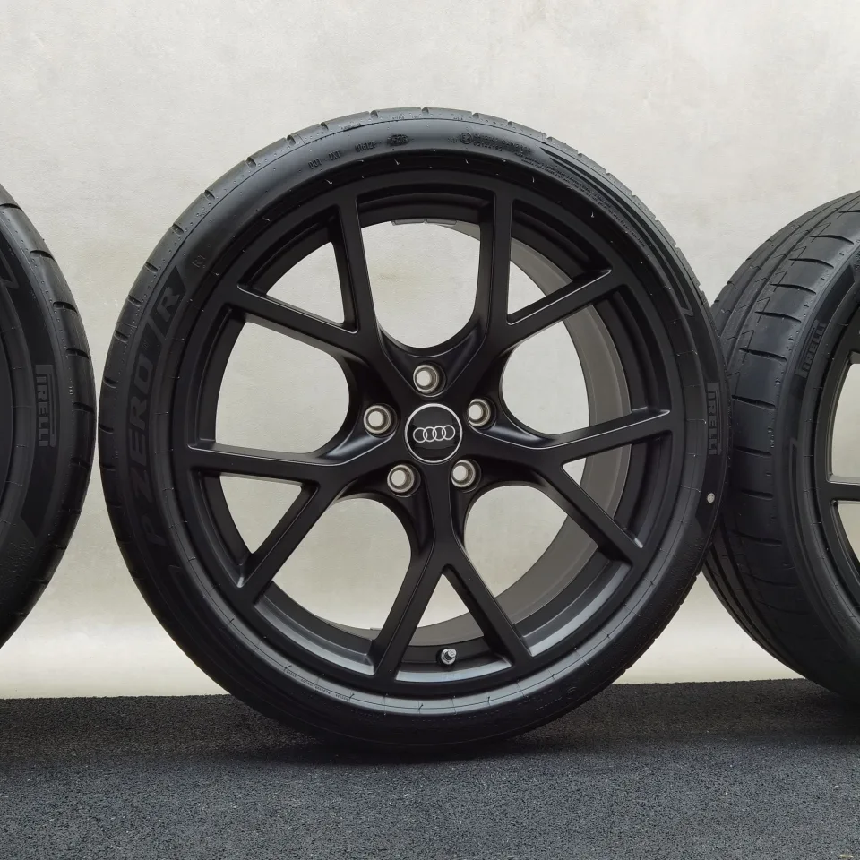 19 Zoll Audi 5-Y-Speichen Schwarz matt Sommerräder / Pirelli P-Zero R (R1) 265/30 R19 – Bild 4