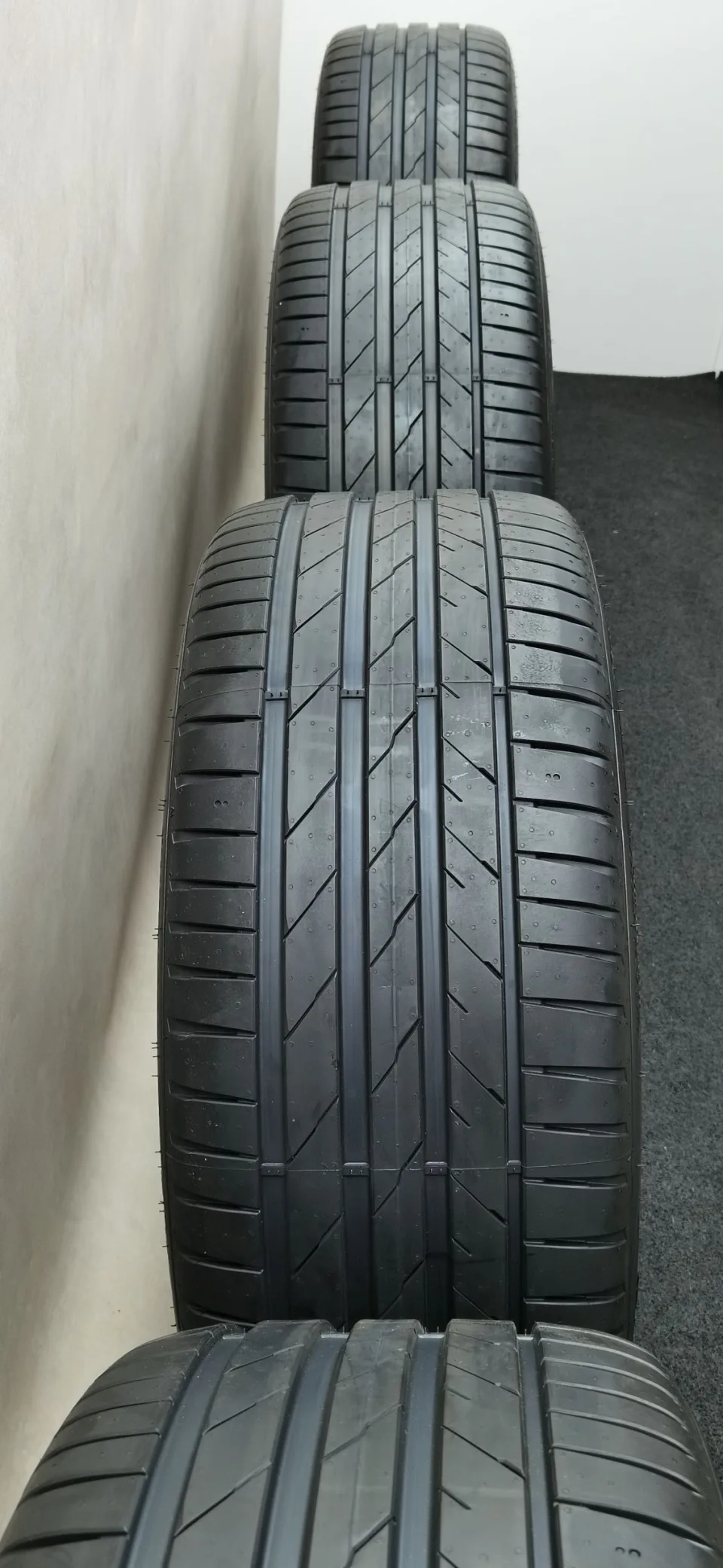 23 Zoll ABT Sportsline HR23 Glossy black Sommerräder / Hankook Ventus evo SUV 295/35 R23 – Bild 2