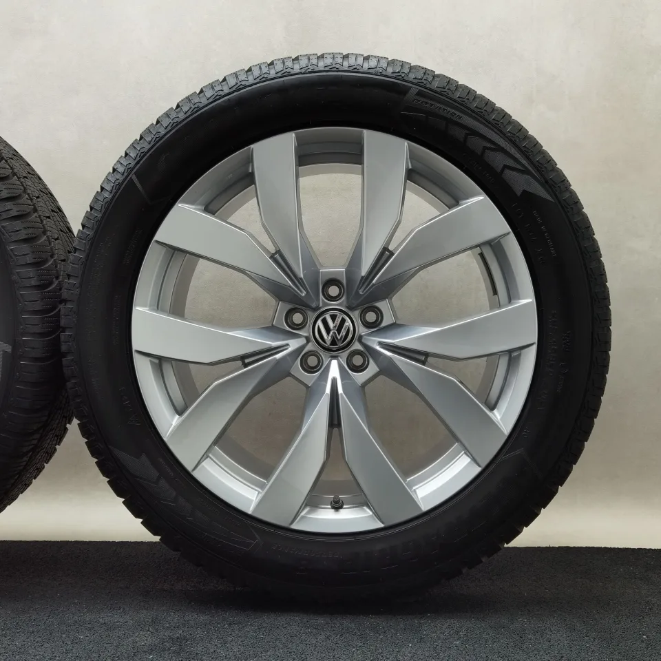 20 Zoll Volkswagen Montero Silber Winterräder / Goodyear Ultra Grip 8 Performance AO 285/45 R20 – Bild 6