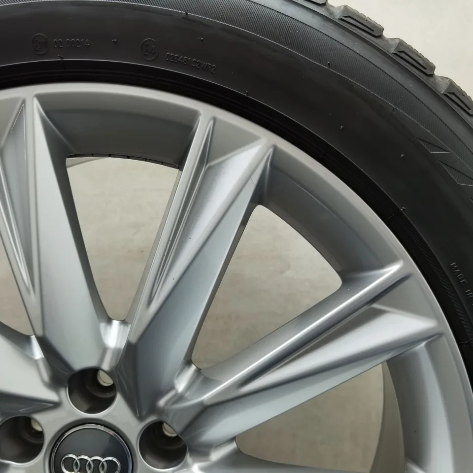 20 Zoll Audi 10-Speichen-Lamina Silber Winterräder / Bridgestone Blizzak LM-80 Evo AO 255/50 R20 – Bild 8