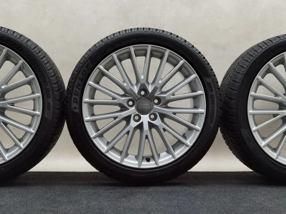 18 Zoll Audi 20-Speichen-V Silber Winterräder / Dunlop SP Winter Sport 3D AO 245/40 R18 – Bild 1