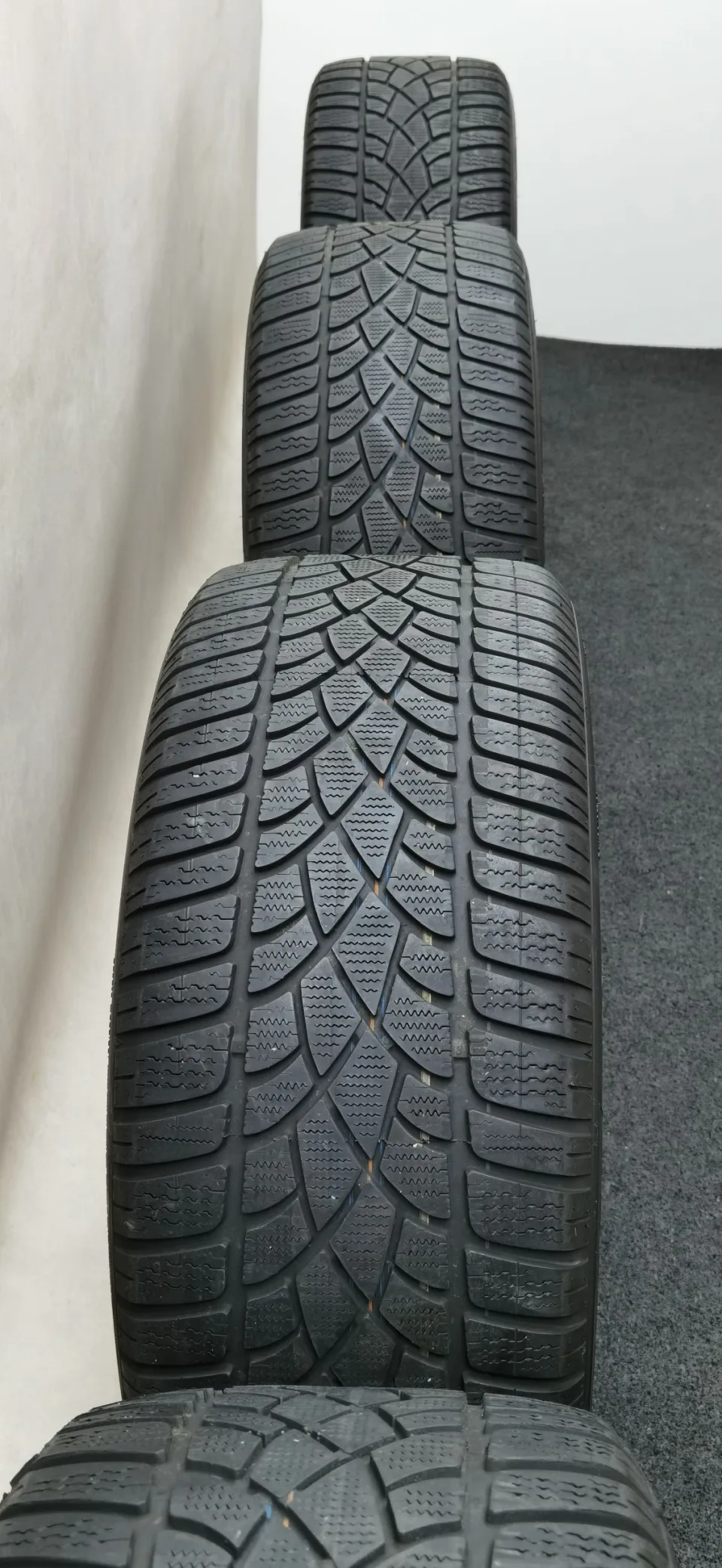 18 Zoll Audi 20-Speichen-V Silber Winterräder / Dunlop SP Winter Sport 3D AO 245/40 R18 – Bild 2