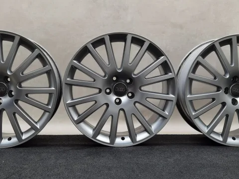 19 Zoll Audi 8-V-Speichen Silber Alufelgen
