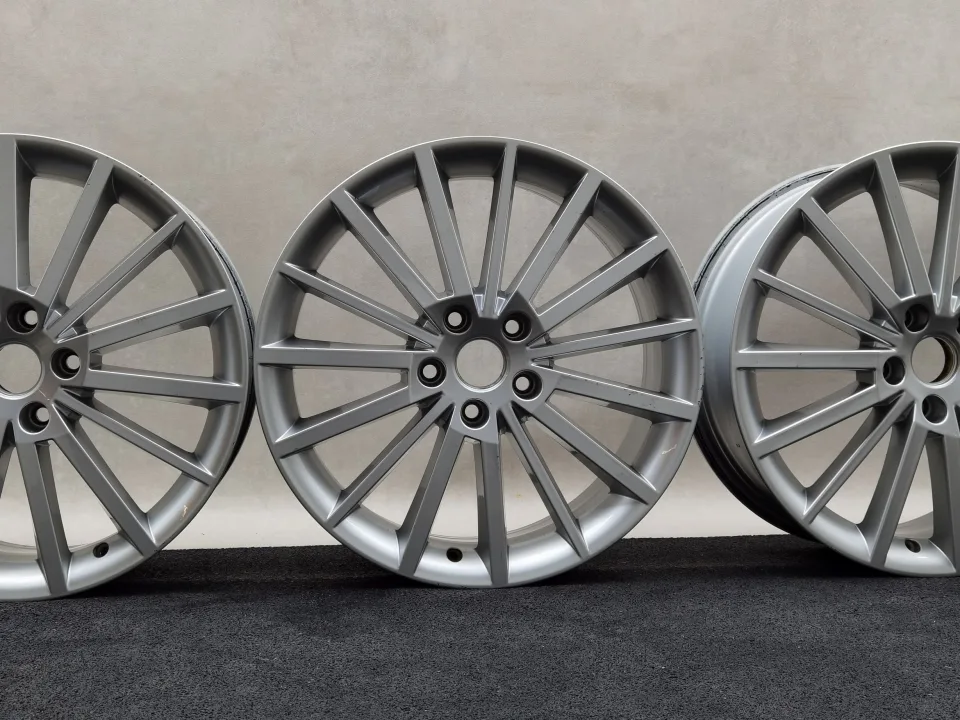 18 Zoll Skoda Turini Silber Alufelgen – Bild 1