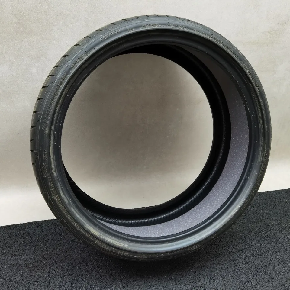 Hankook Ventus S1 evo3 (soundabsorber) (AO) 285/30 R22 Sommerreifen – Bild 3