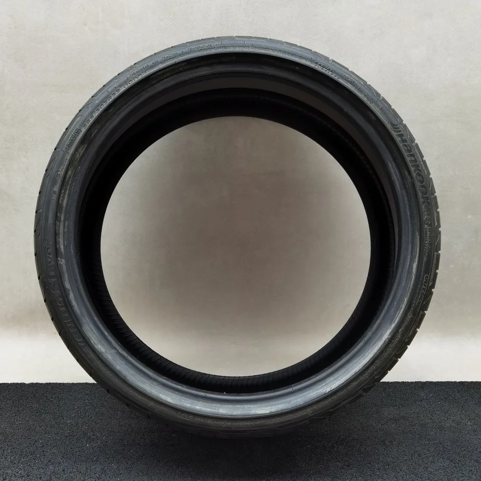 Hankook Ventus S1 evo3 (soundabsorber) (AO) 285/30 R22 Sommerreifen – Bild 2