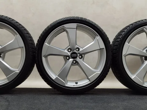19 Zoll Audi 5-Arm-Rotor Silber Winterräder / Pirelli Winter Sottozero 3 (R01) 235/35 R19