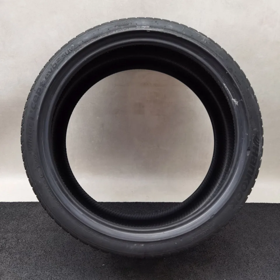 Hankook Winter i*cept evo2 SUV W320A AO 295/35 R23 Winterreifen – Bild 2