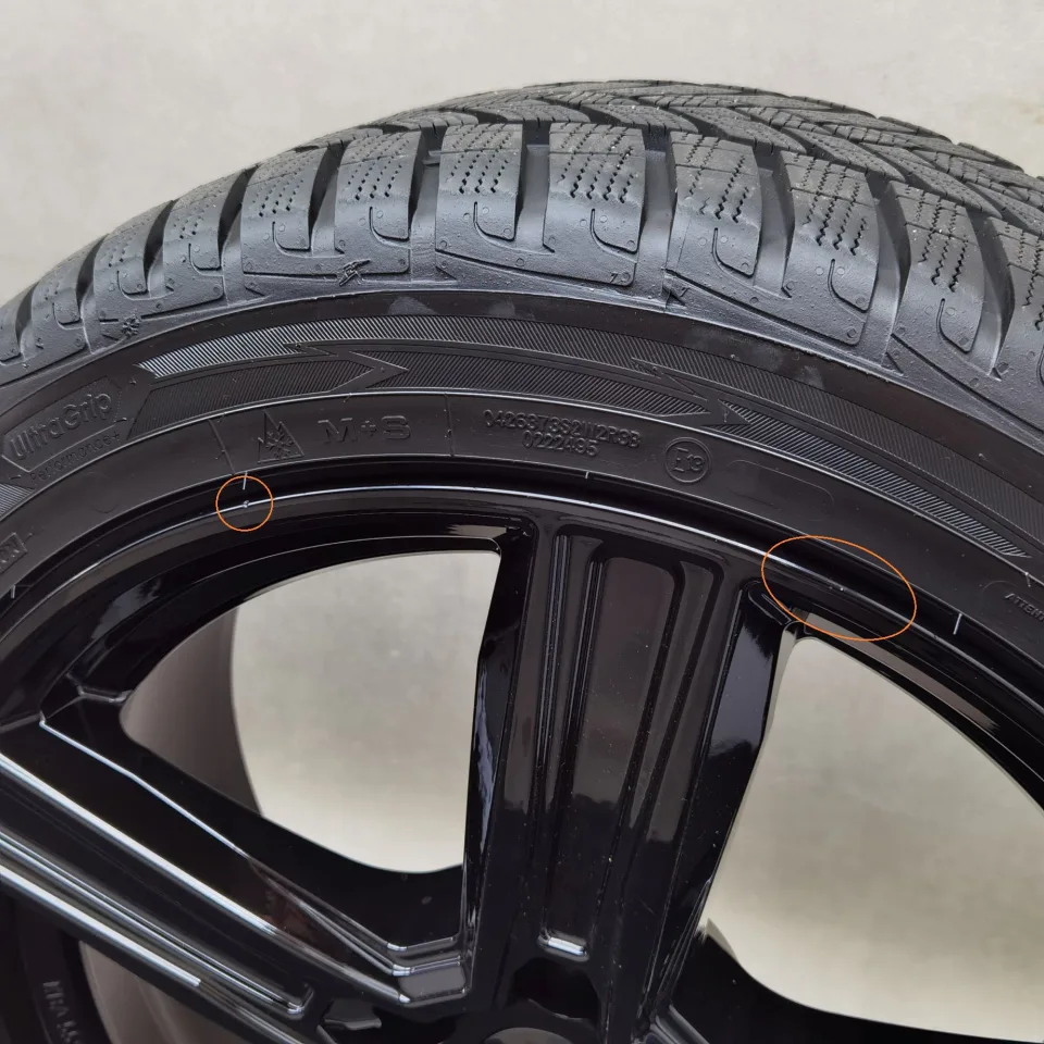 19 Zoll Dezent KG Schwarz glänzend Winterräder / Goodyear Ultragrip Performance + 245/45 R19 – Bild 10