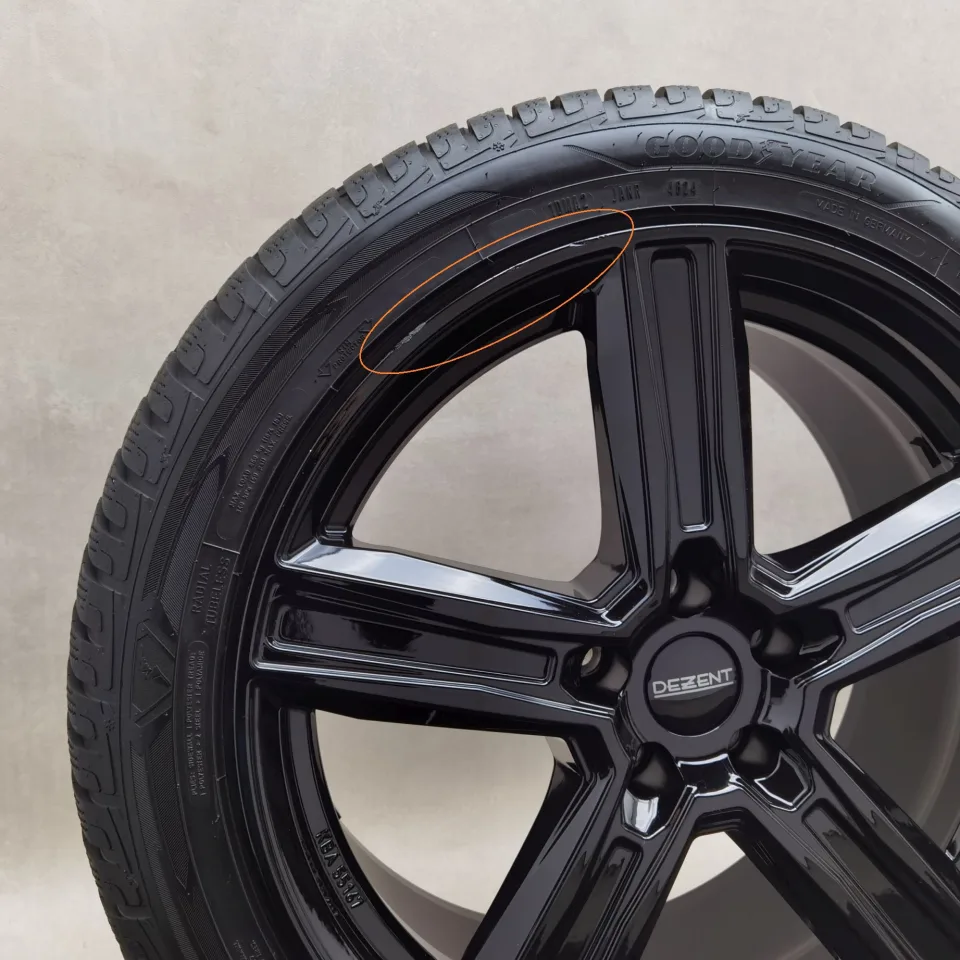 19 Zoll Dezent KG Schwarz glänzend Winterräder / Goodyear Ultragrip Performance + 245/45 R19 – Bild 4