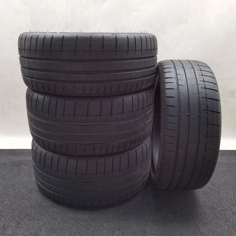 Pirelli P-Zero R (R1) 265/30 R19 Sommerreifen – Bild 1