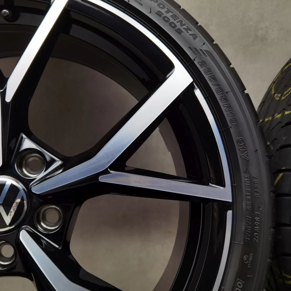 19 Zoll Volkswagen Estoril Schwarz glänzend, glanzgedreht Sommerräder / Bridgestone Potenza S005 (AO) 235/35 R19 – Bild 5
