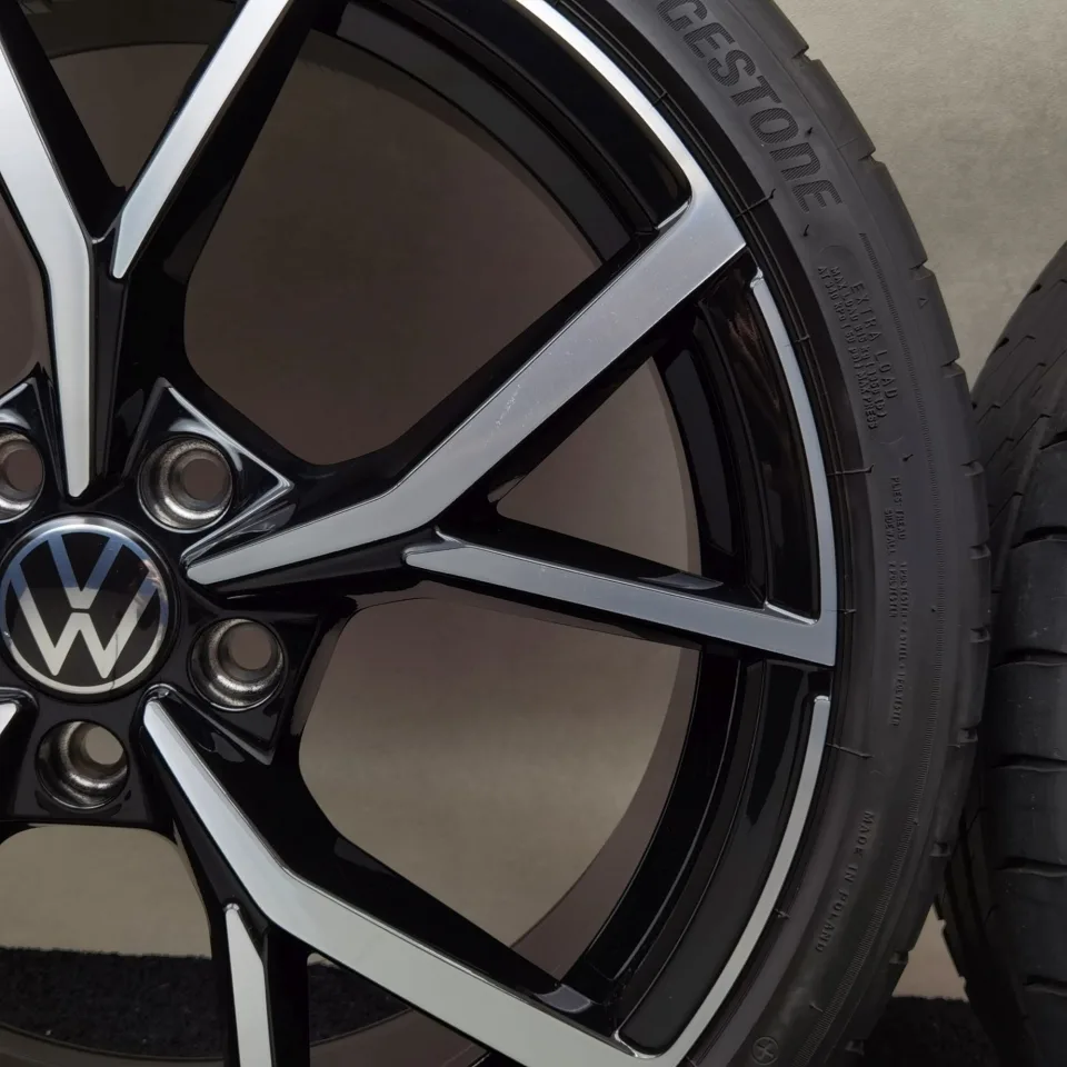 19 Zoll Volkswagen Estoril Schwarz glänzend, glanzgedreht Sommerräder / Bridgestone Potenza S005 (AO) 235/35 R19 – Bild 8
