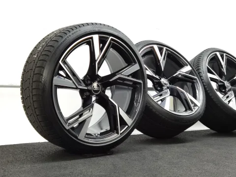 22 Zoll Audi 5-V-Speichen-Trapez Anthrazit glänzend, glanzgedreht Winterräder / Continental WinterContact TS 860 S (AO) 285/30 R22