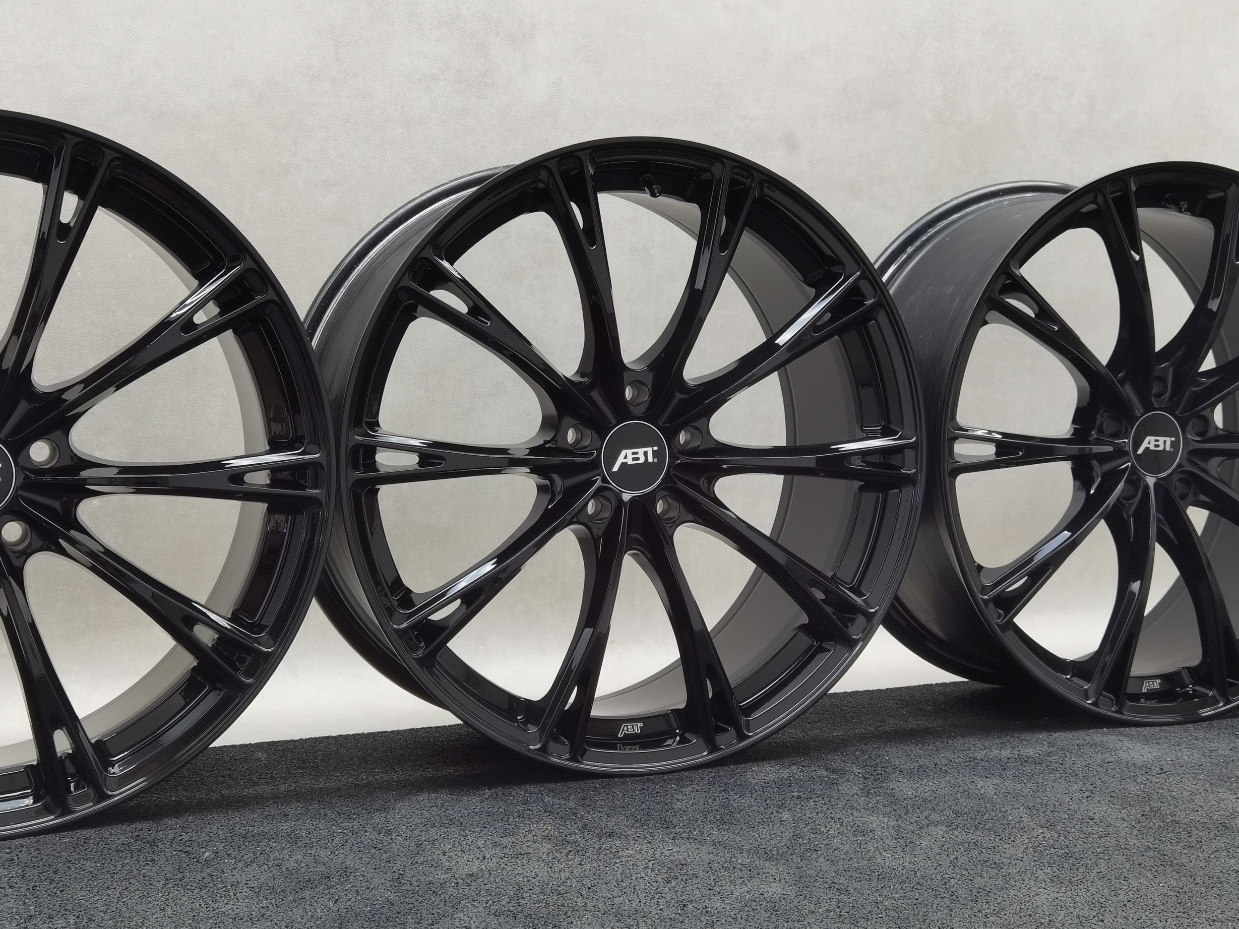 20 Zoll ABT Sportsline GR20 Glossy black Alufelgen