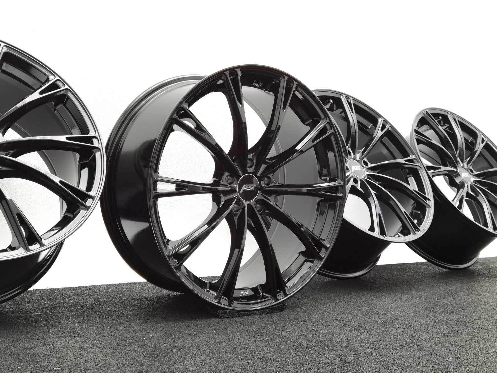20 Zoll ABT Sportsline GR20 Glossy black Alufelgen – Bild 1