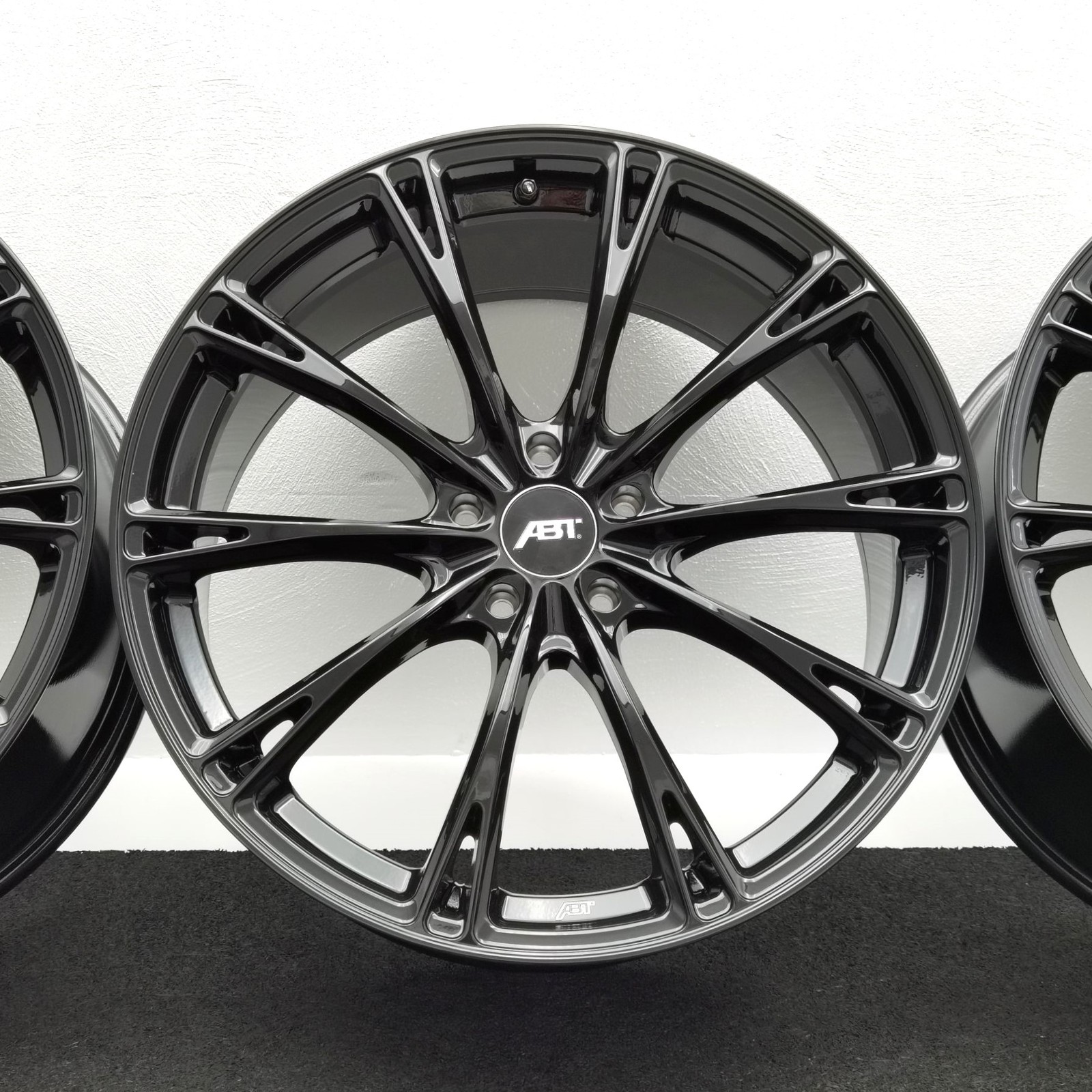 20 Zoll ABT Sportsline GR20 Glossy black Alufelgen – Bild 4