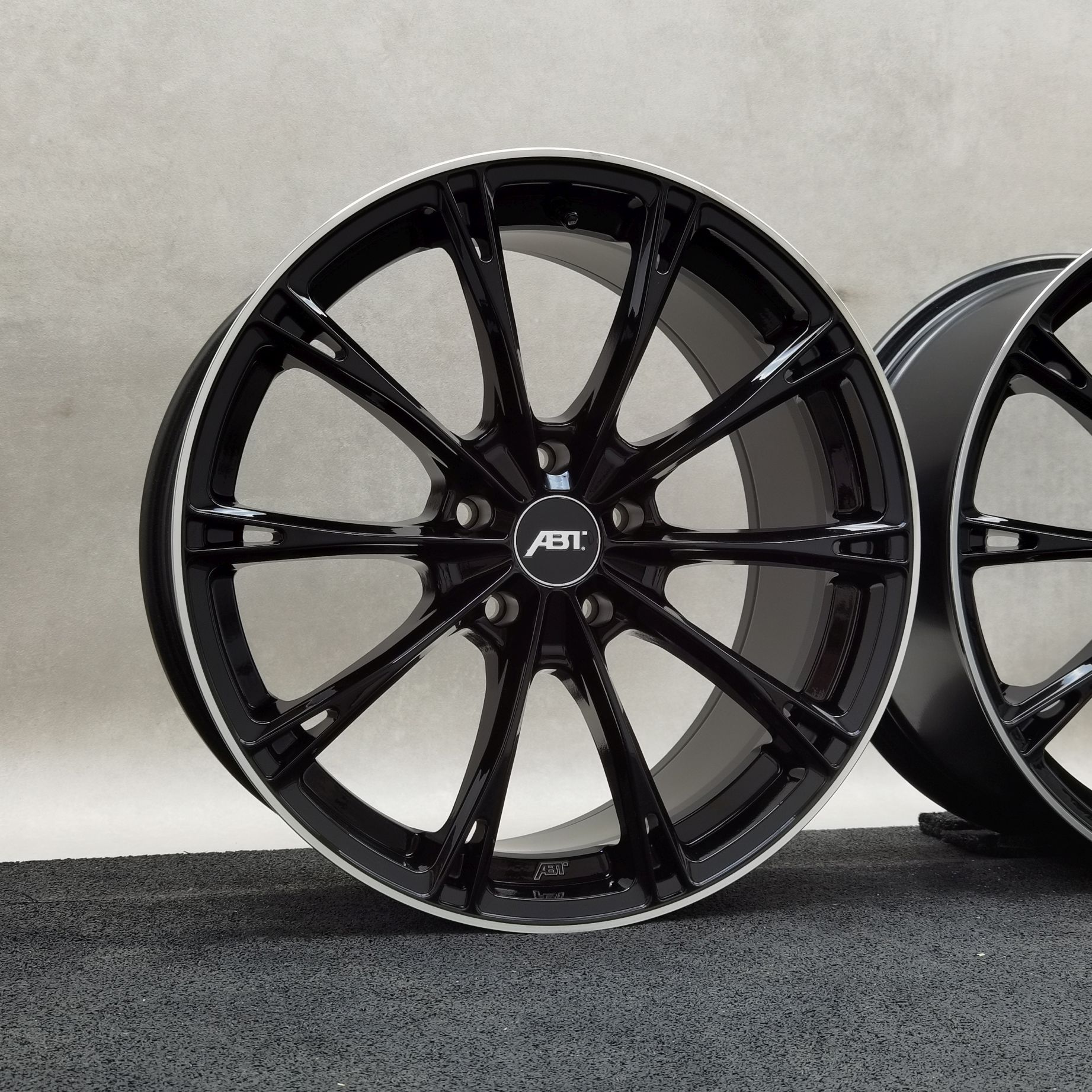18 Zoll ABT Sportsline GR18 Glossy black, glanzgedreht Alufelgen – Bild 2