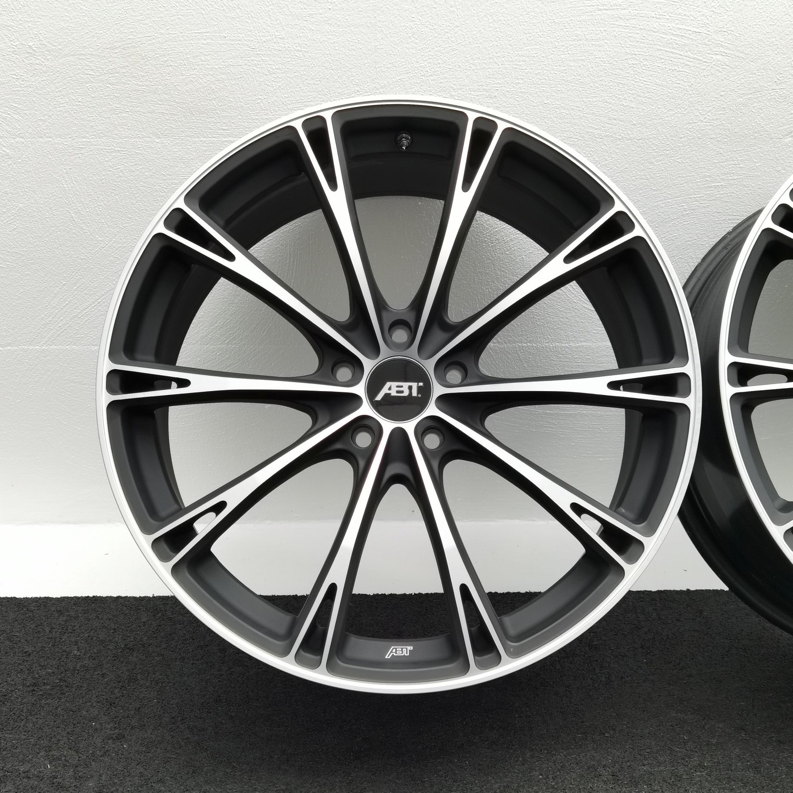 20 Zoll ABT Sportsline GR20 Matt black, glanzgedreht Alufelgen – Bild 2