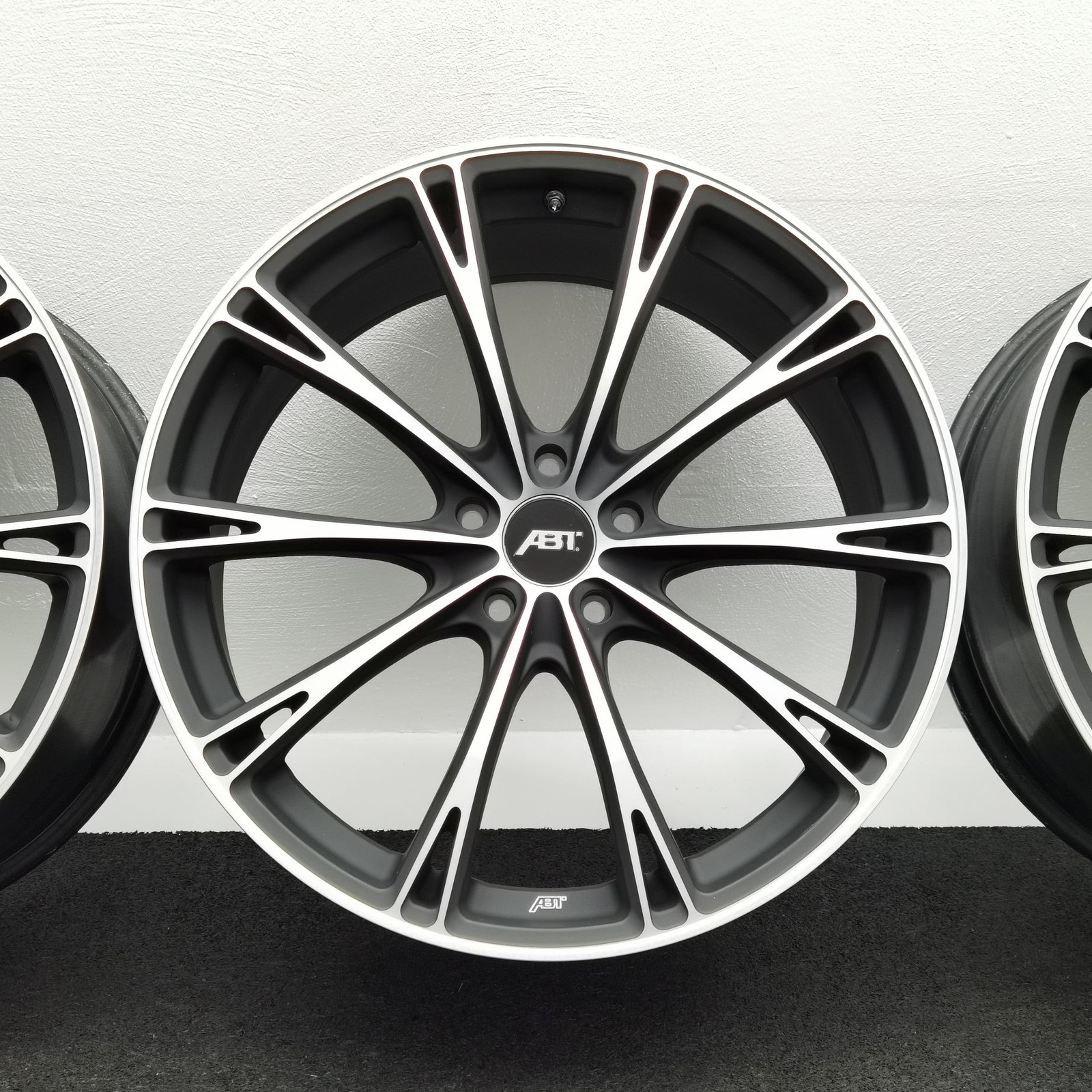 20 Zoll ABT Sportsline GR20 Matt black, glanzgedreht Alufelgen – Bild 3