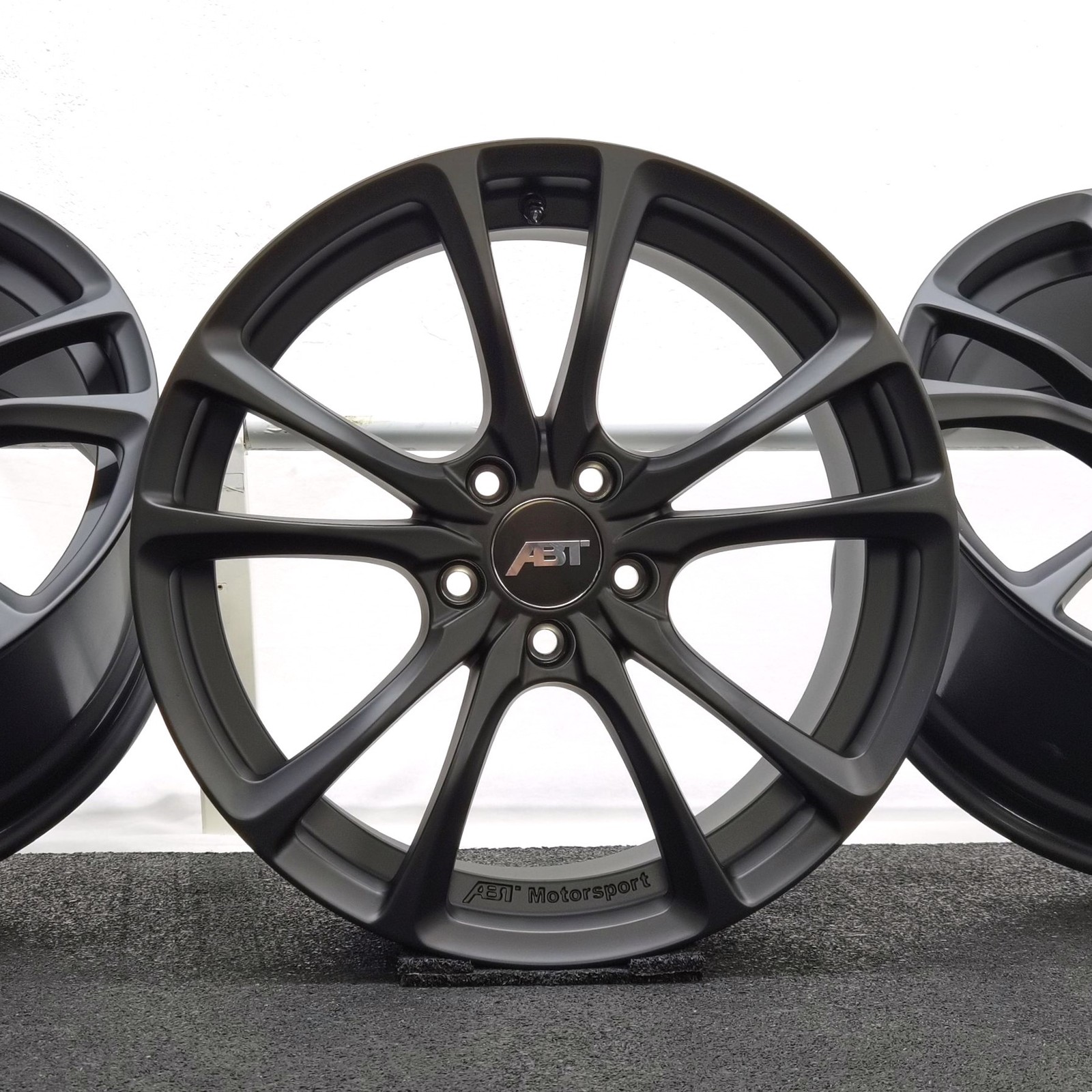 18 Zoll ABT Sportsline ER-C18 Matt black Alufelgen – Bild 5