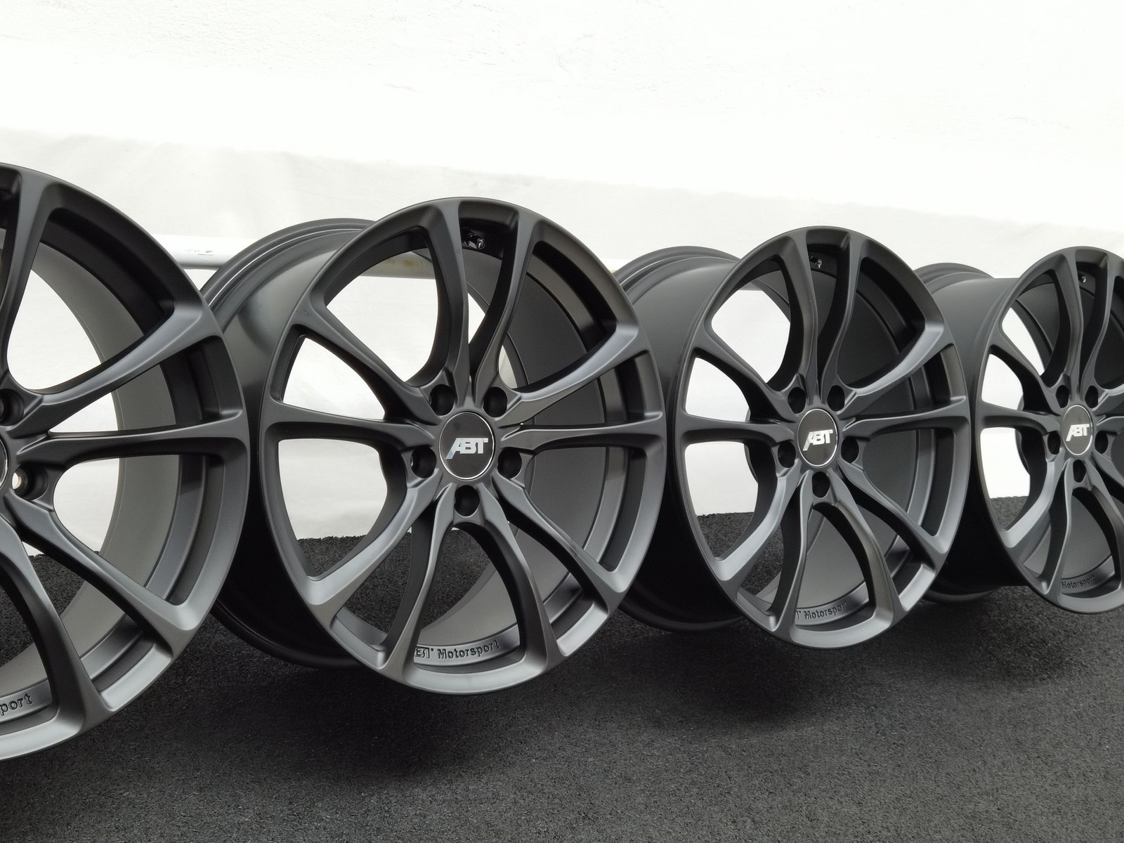 18 Zoll ABT Sportsline ER-C18 Matt black Alufelgen – Bild 3