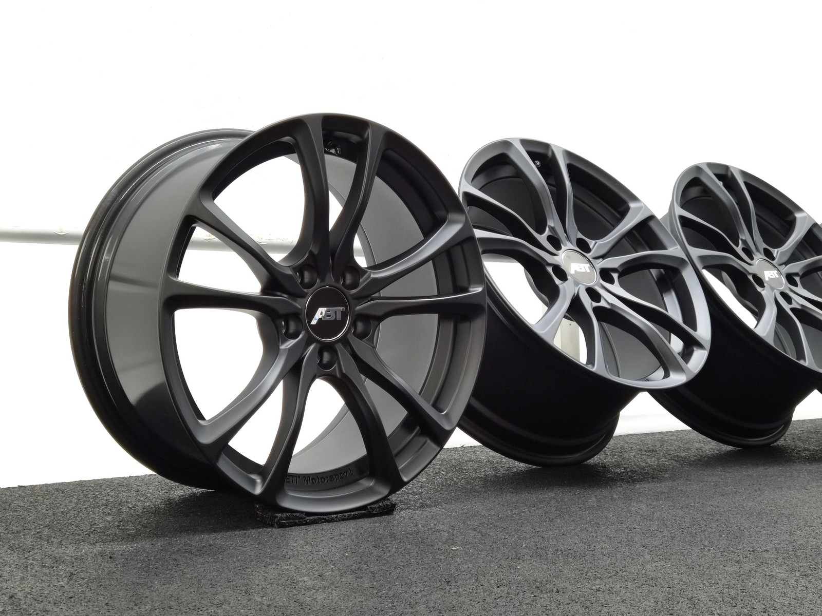 18 Zoll ABT Sportsline ER-C18 Matt black Alufelgen