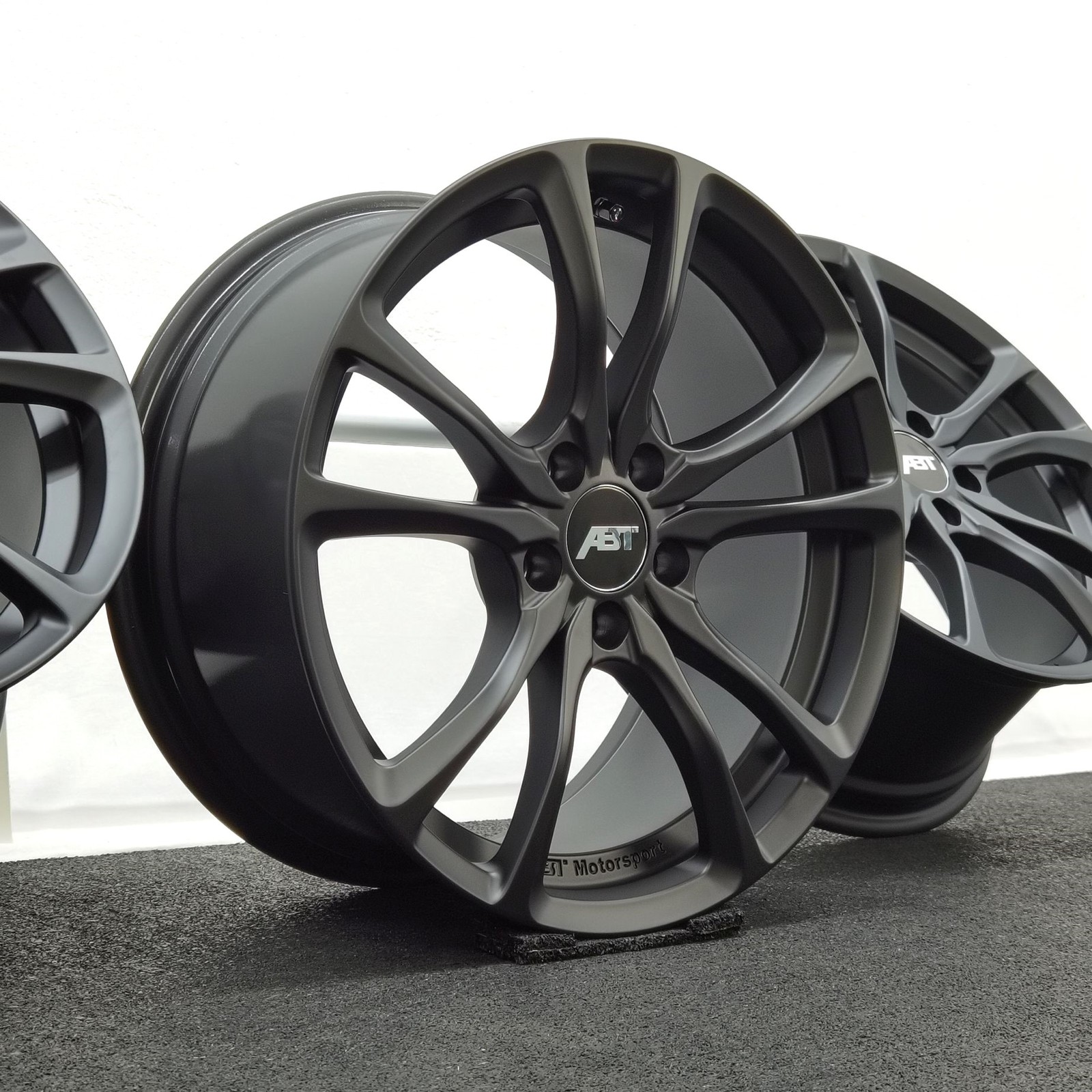 18 Zoll ABT Sportsline ER-C18 Matt black Alufelgen – Bild 4