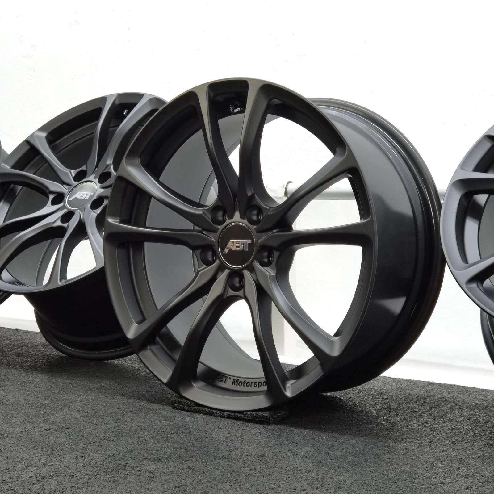 18 Zoll ABT Sportsline ER-C18 Matt black Alufelgen – Bild 6