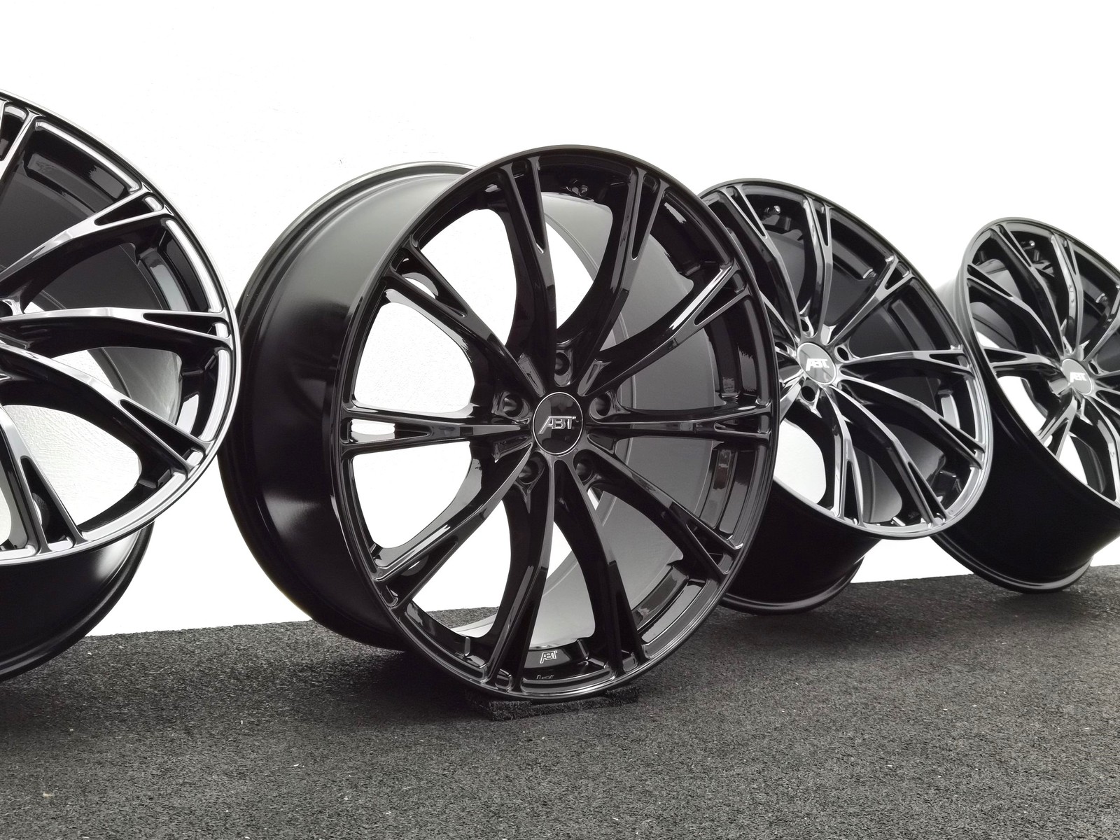 20 Zoll ABT Sportsline GR20 Glossy black Alufelgen