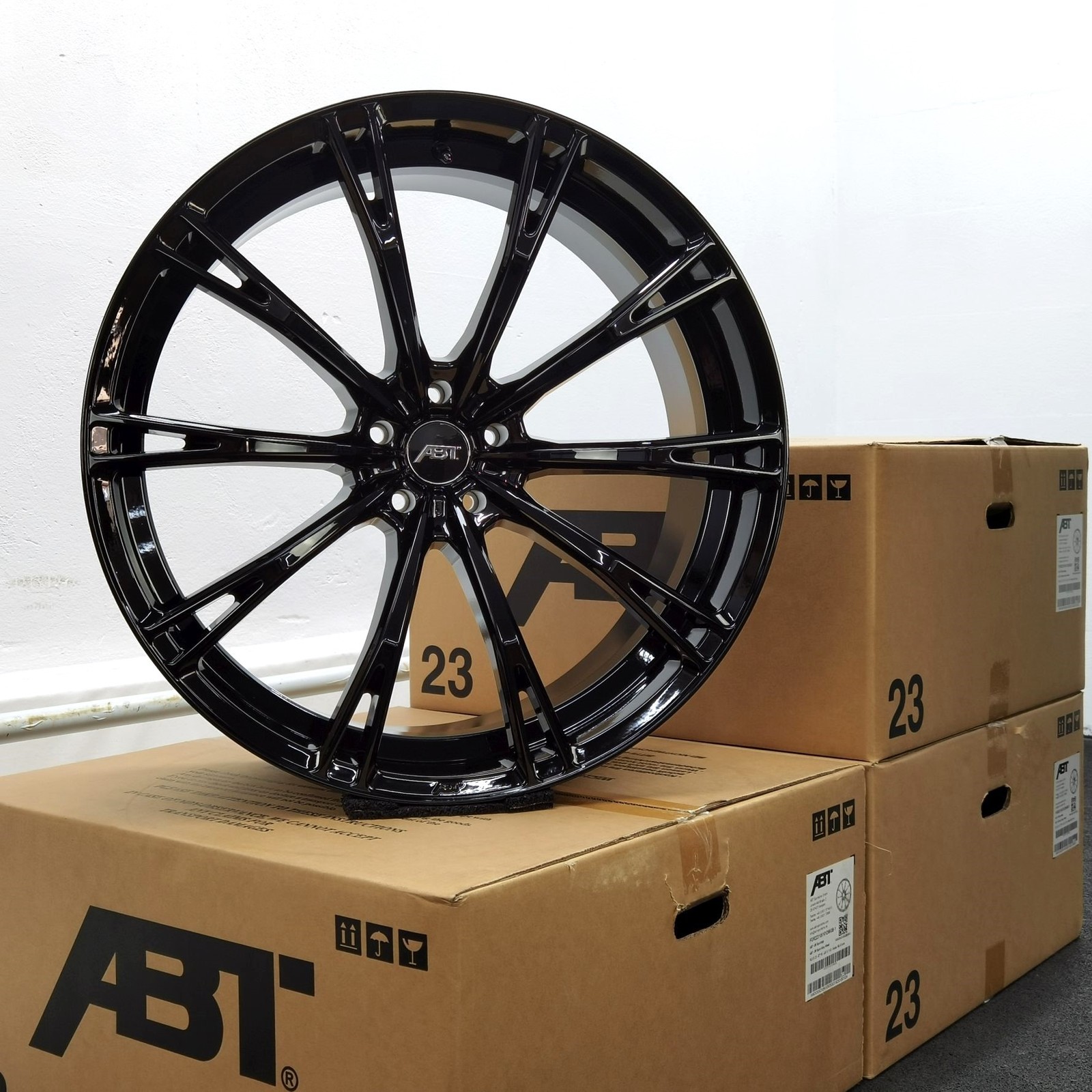 23 Zoll ABT Sportsline GR23 Glossy black Alufelgen – Bild 3