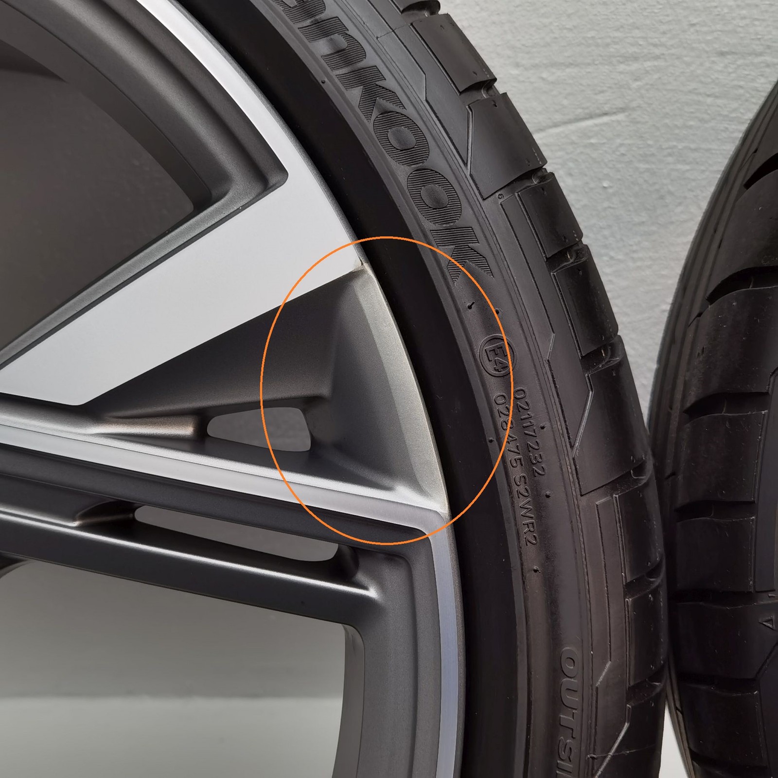 22 Zoll Audi 5-V-Speichen-Trapez Titan matt, glanzgedreht Sommerräder / Hankook Ventus S1 evo3 (soundabsorber) (AO) 285/30 R22 – Bild 4
